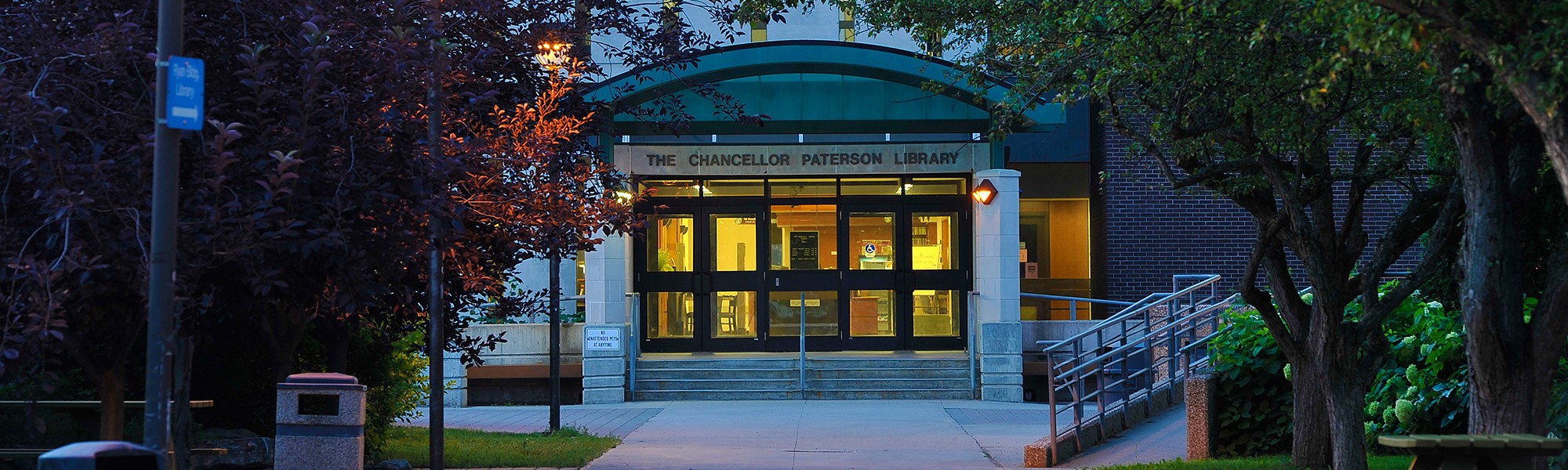 Default image for news content. Image of the Chancellor Paterson Library.
